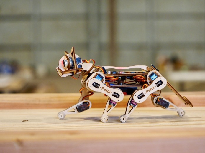 Dünyanın en küçük robotik kedisi: Nybble